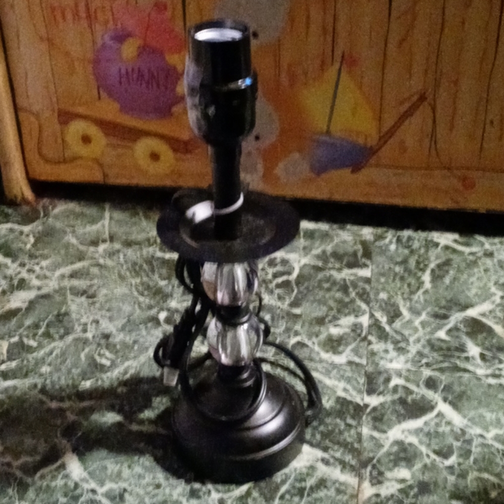 Blank lamp with crystal designs